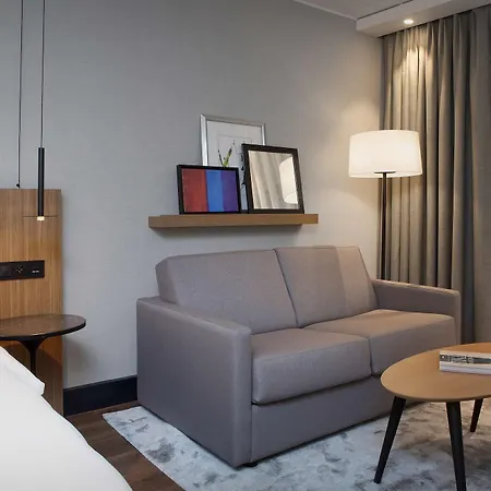 Radisson Blu Airport Hotel, Oslo Szálloda Garder
