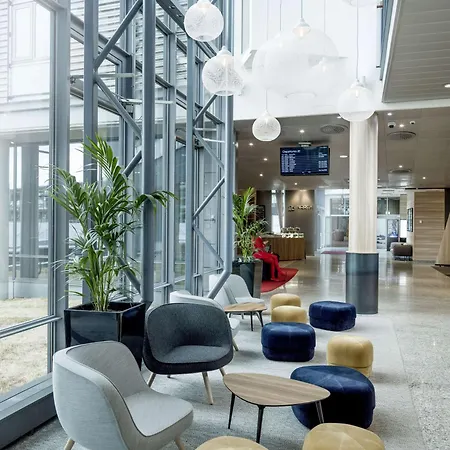 Radisson Blu Airport Hotel, Oslo 4* Garder