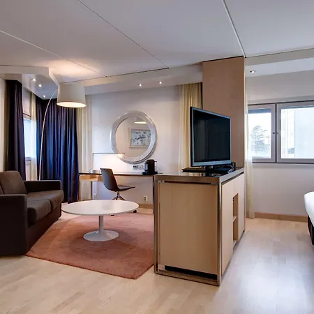 Radisson Blu Airport Hotel, Oslo 4*