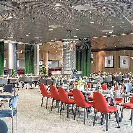 Radisson Blu Airport Hotel, Oslo 4* Garder