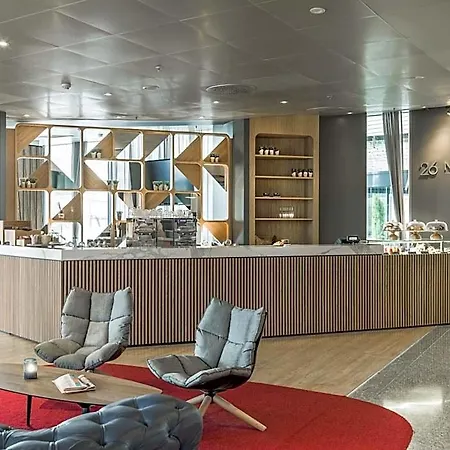 Radisson Blu Airport Hotel, Oslo 4* Garder