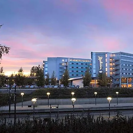 Radisson Blu Airport Hotel, Oslo 4*