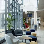 Radisson Blu Airport Hotel, Oslo 4* Garder