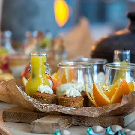 Radisson Blu Airport Hotel, Oslo 4*